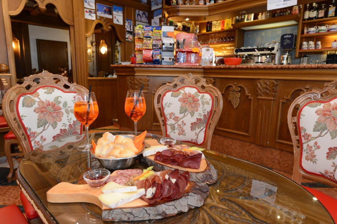 Sole Hotel Tonalepass